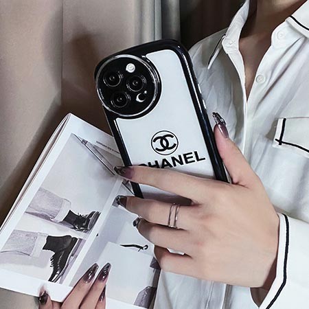 アイフォーン15plus chanel シャネル 携帯ケース 