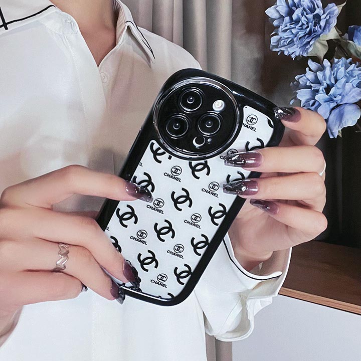 アイフォーン15plus chanel シャネル 携帯ケース 