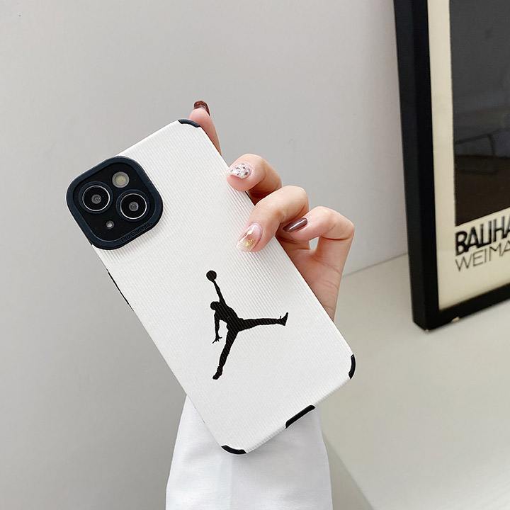 アイフォーン 15plus air jordan風 カバー 