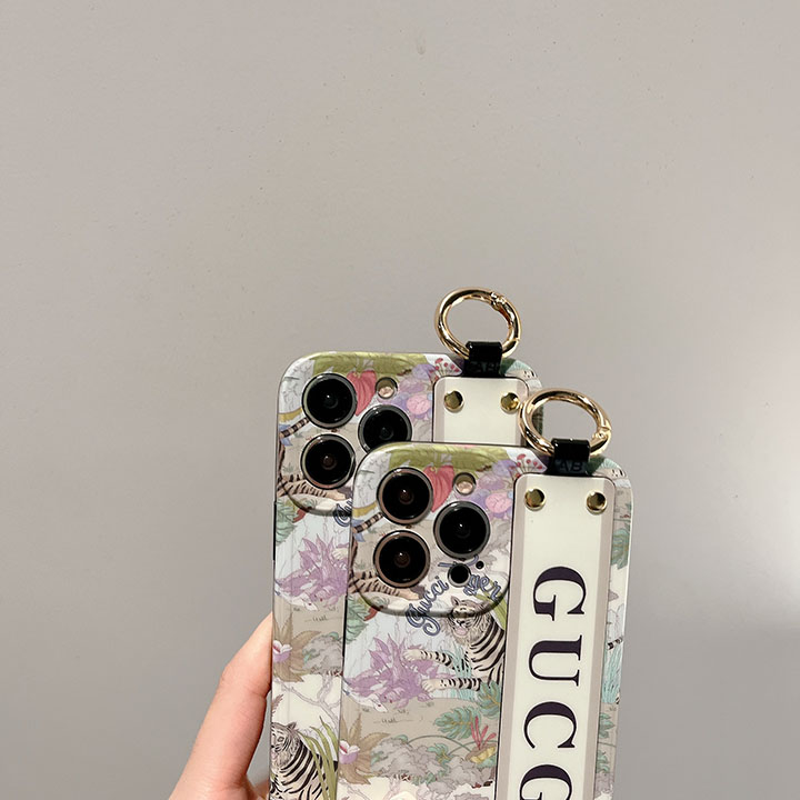 gucci iphone 15 ケース 